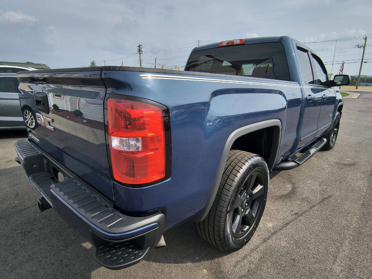Used 2018 GMC Sierra 1500 4x4 Double Cab w/ Elevation Edition image 6