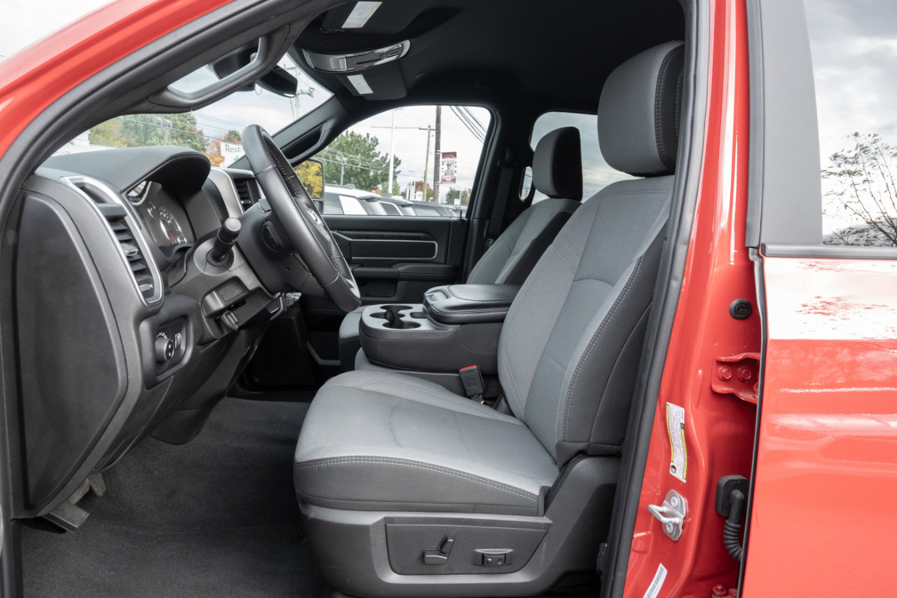 Used 2024 RAM 2500 Big Horn w/ Bed Utility Group image 16