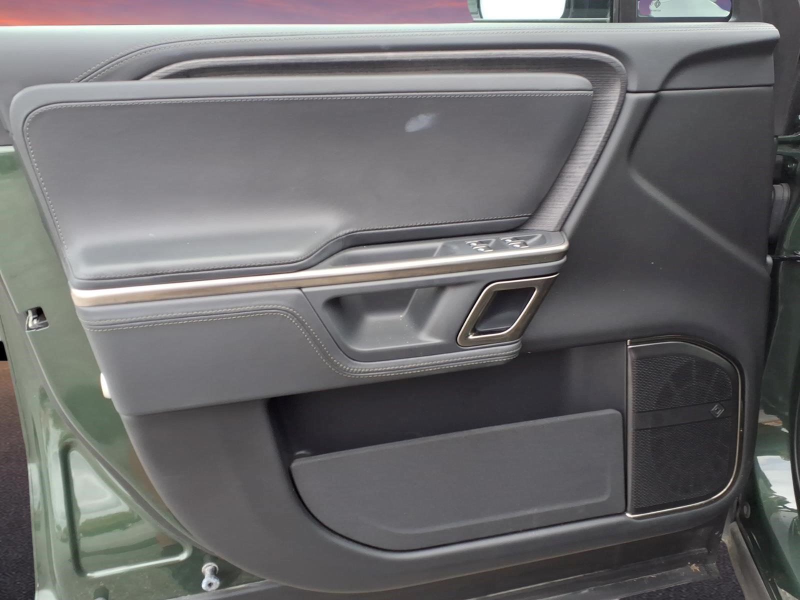Used 2024 Rivian R1S Adventure Dual AWD/4WD image 19