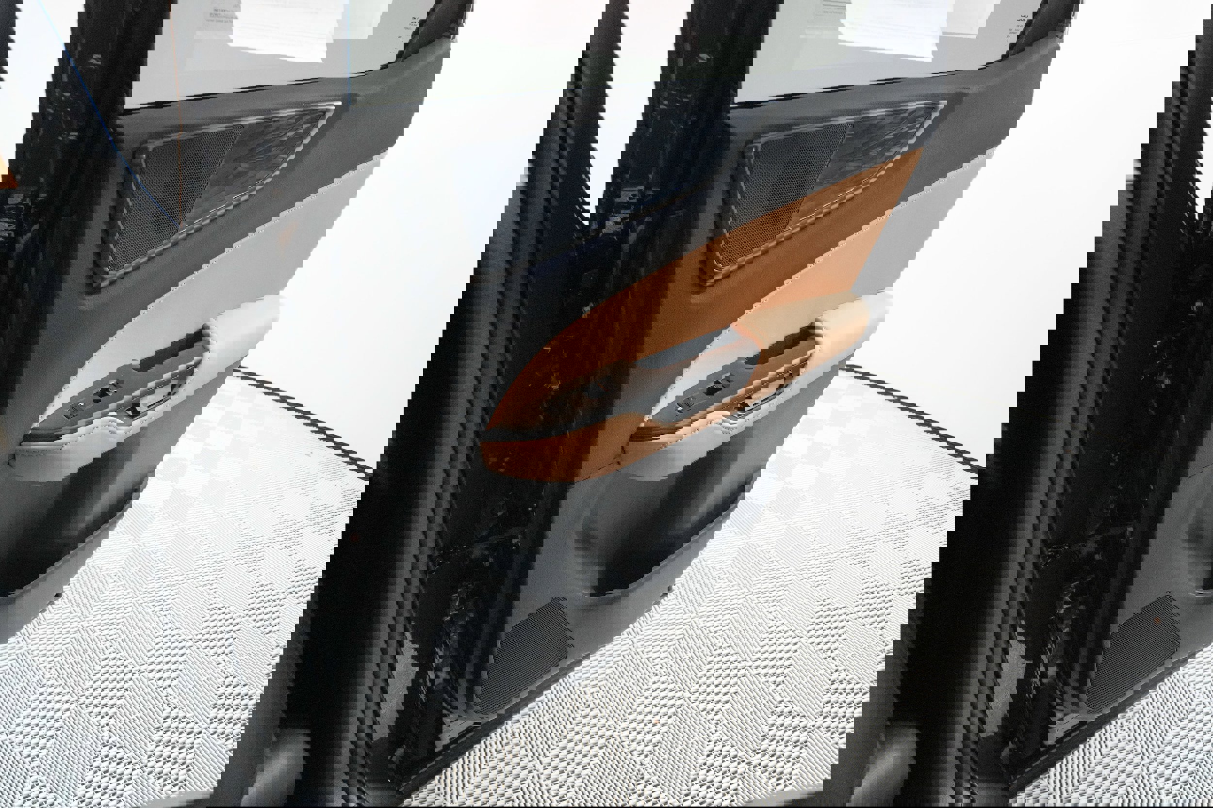 Used 2025 Lexus NX 350 AWD w/ Premium Package image 15