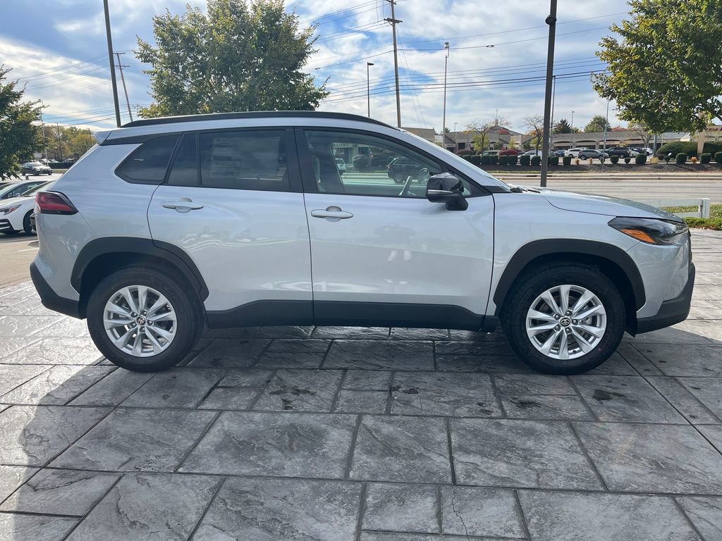 New 2026 Toyota Corolla Cross LE image 6