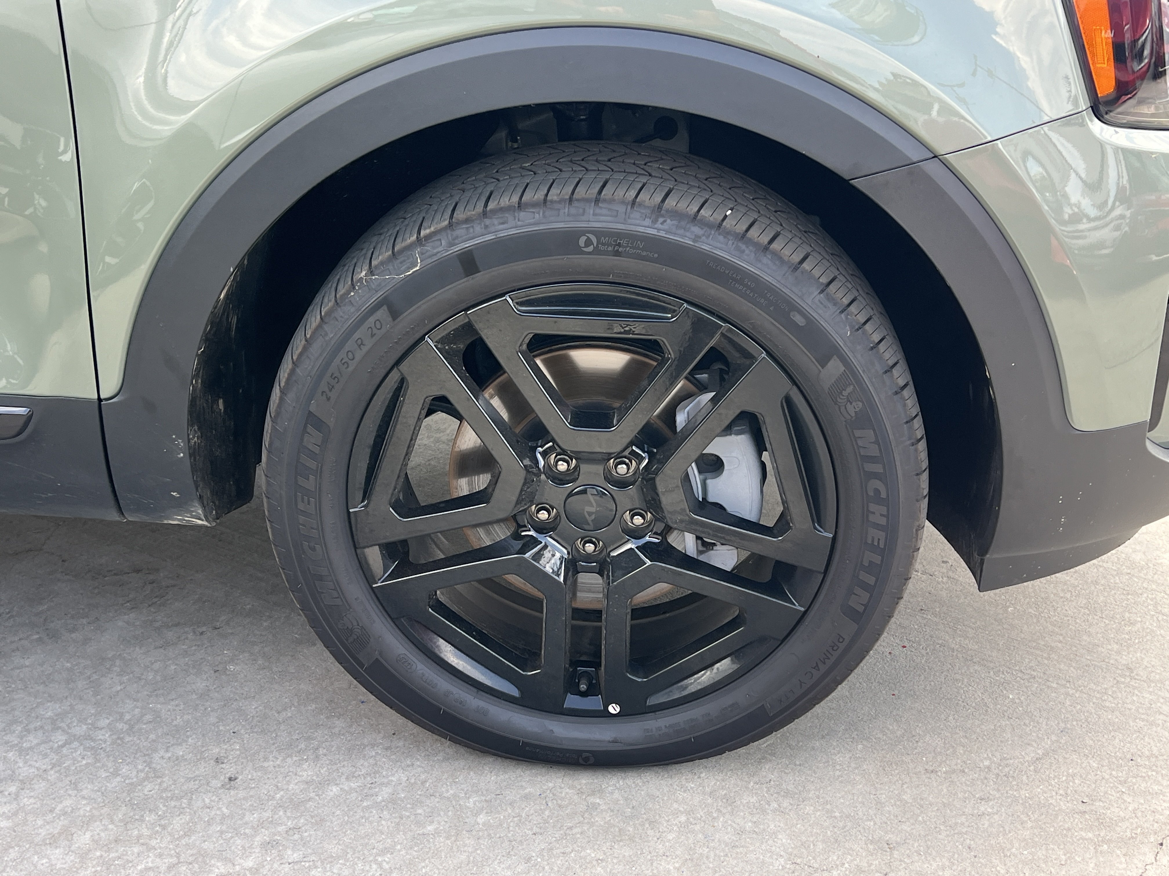 Certified 2025 Kia Telluride SX Prestige X-Line AWD/4WD image 13