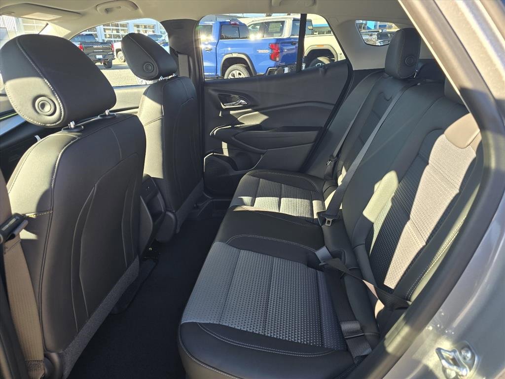 New 2026 Chevrolet Trax LT image 9