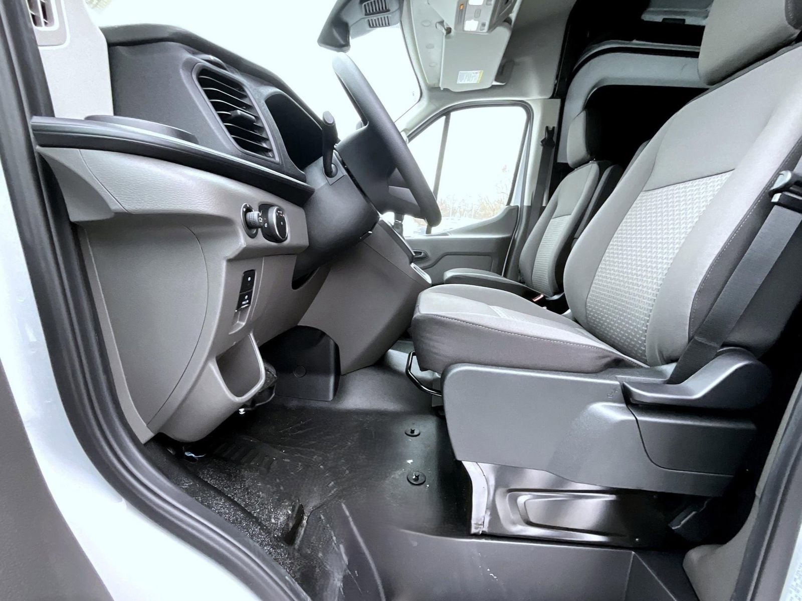 New 2026 Ford Transit 250 XL w/ Load Area Protection Package RWD image 10