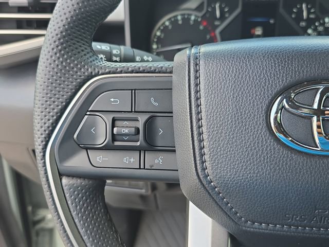 Used 2026 Toyota Tundra SR5 w/ SR5 Premium Package AWD/4WD image 17