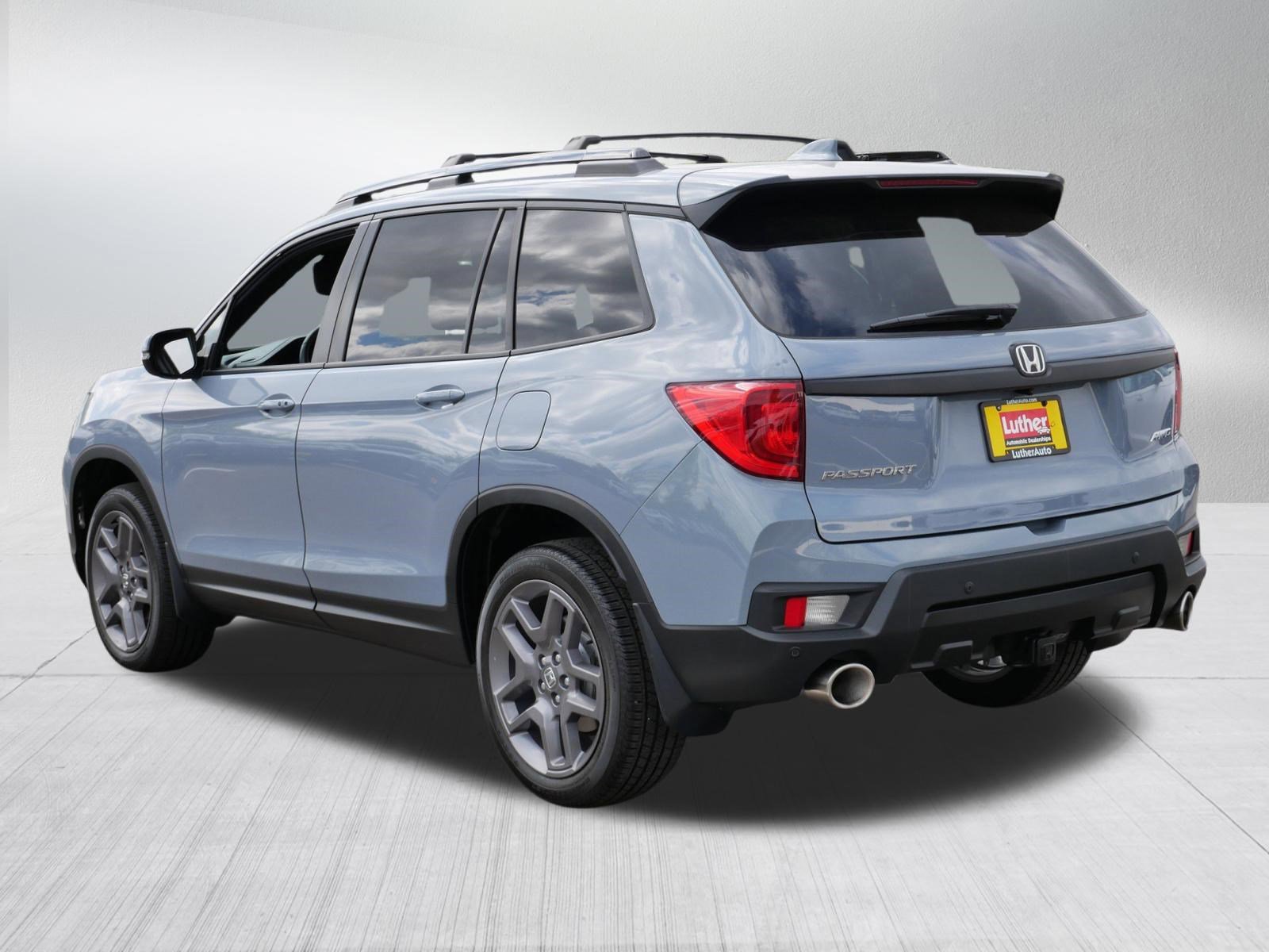 Used 2023 Honda Passport EX-L image 5