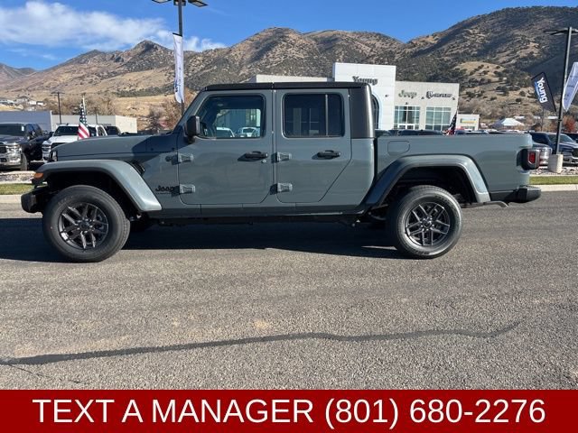 New 2026 Jeep Gladiator Sport AWD/4WD image 7