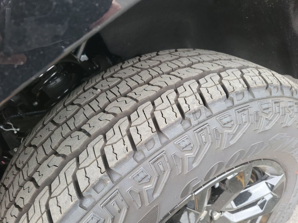 New 2025 Chevrolet Colorado Z71 w/ Midnight Edition image 33