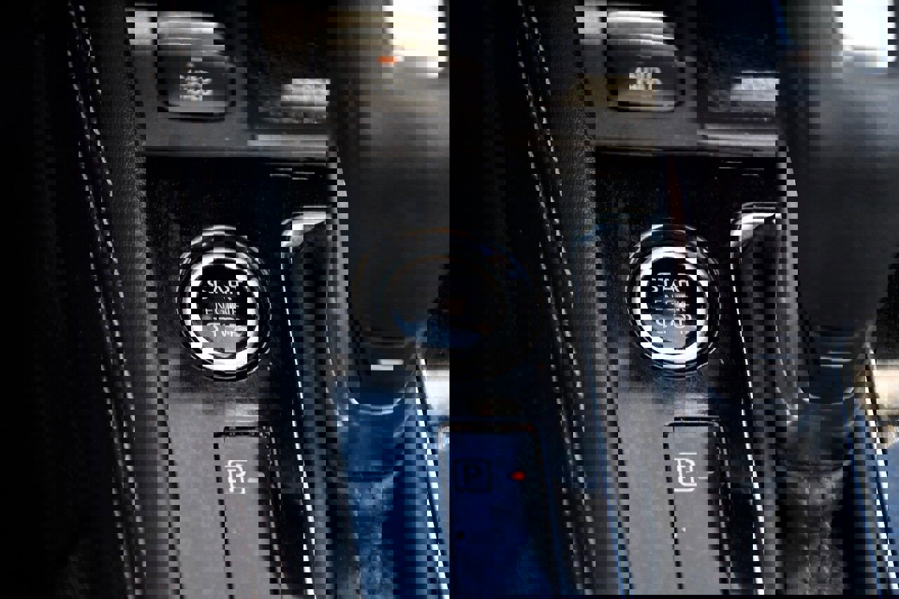 Used 2024 Nissan Kicks SV image 27