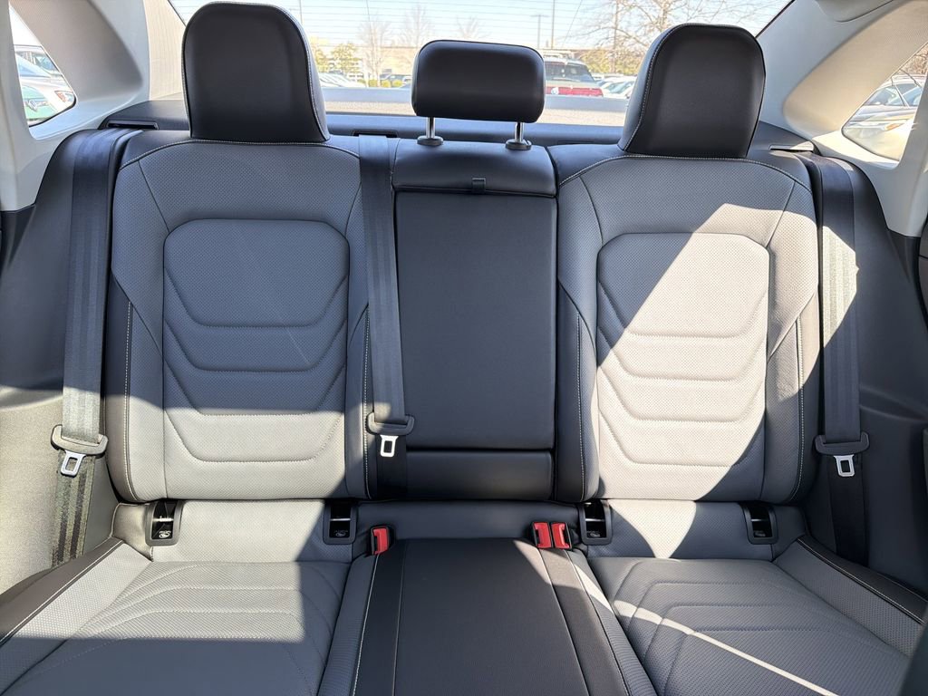 New 2026 Volkswagen Jetta SEL image 30