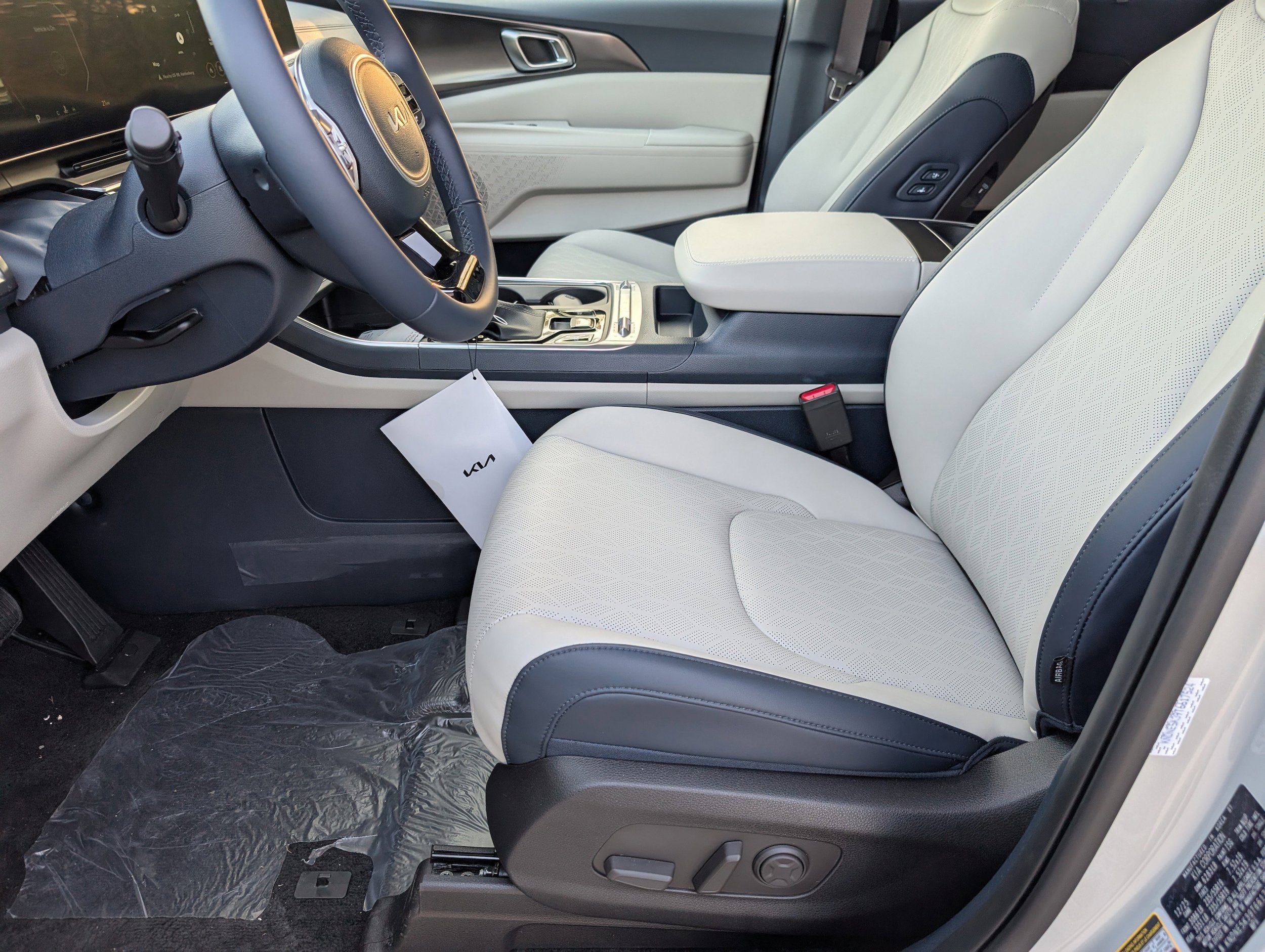 New 2026 Kia Carnival SX FWD image 8