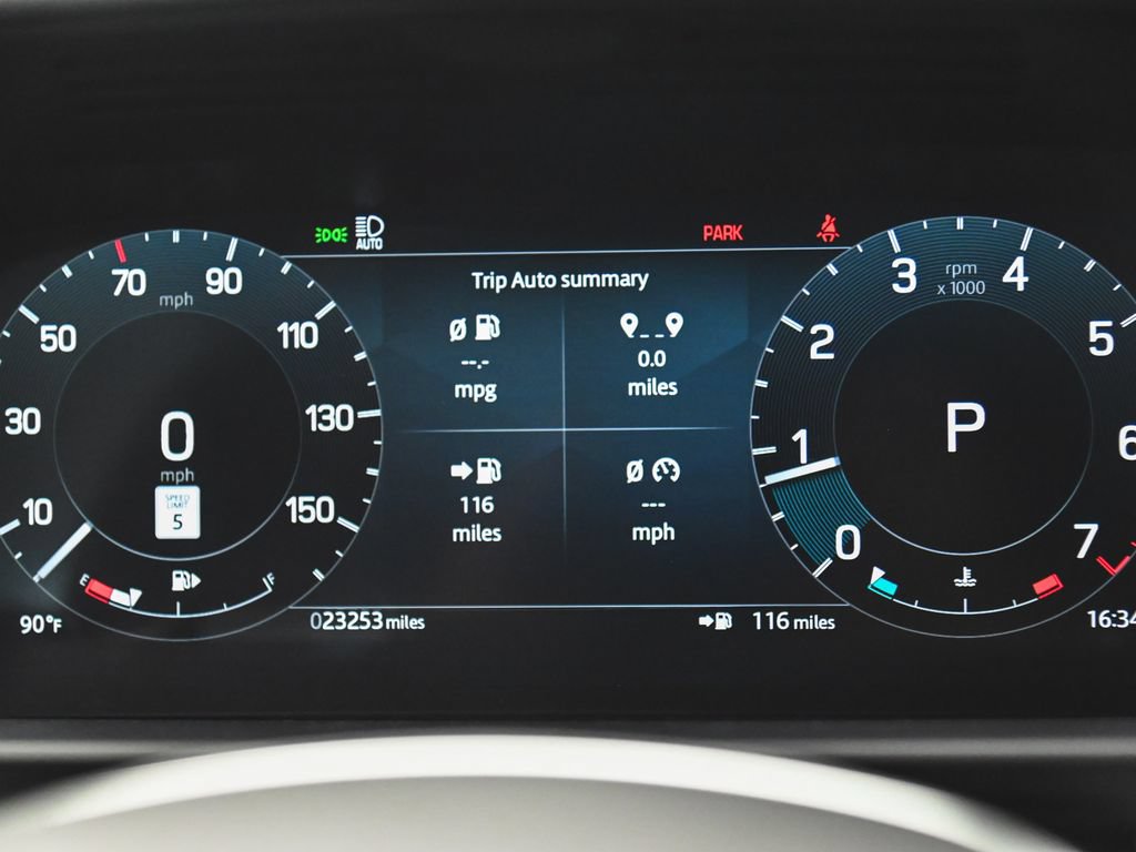 Used 2025 Land Rover Discovery S AWD/4WD image 16