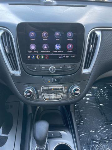 Used 2023 Chevrolet Malibu LT image 24