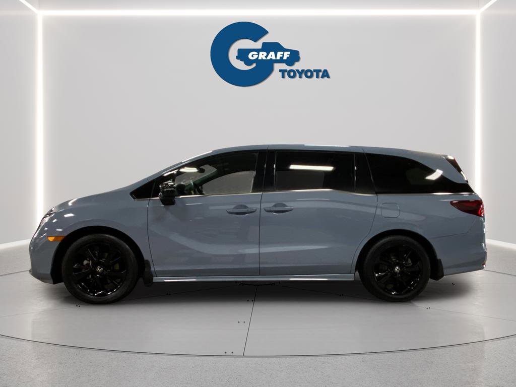 Used 2024 Honda Odyssey Sport image 11