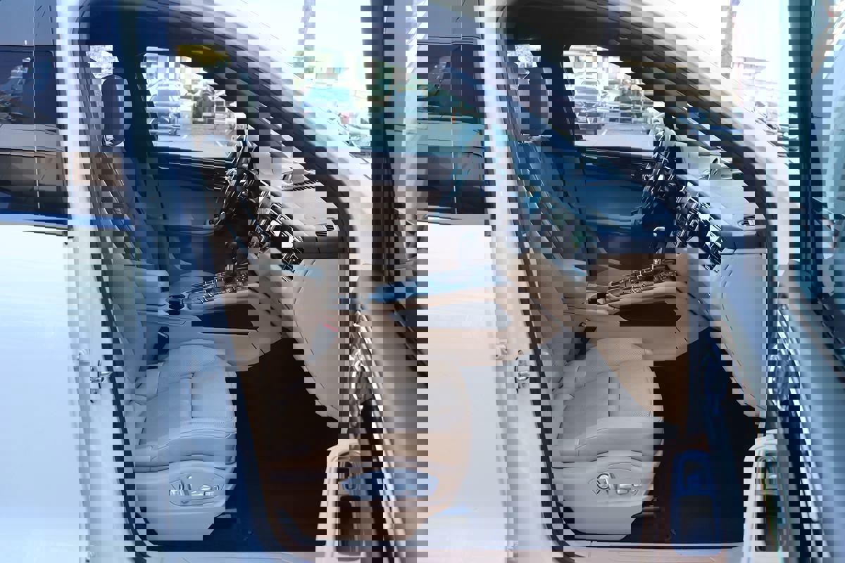 Used 2018 Porsche Macan image 27