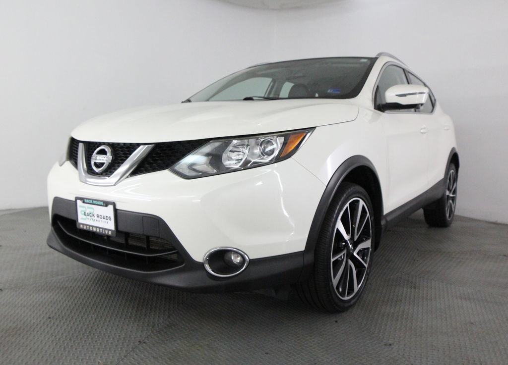 Used 2017 Nissan Rogue Sport SL AWD/4WD image 3