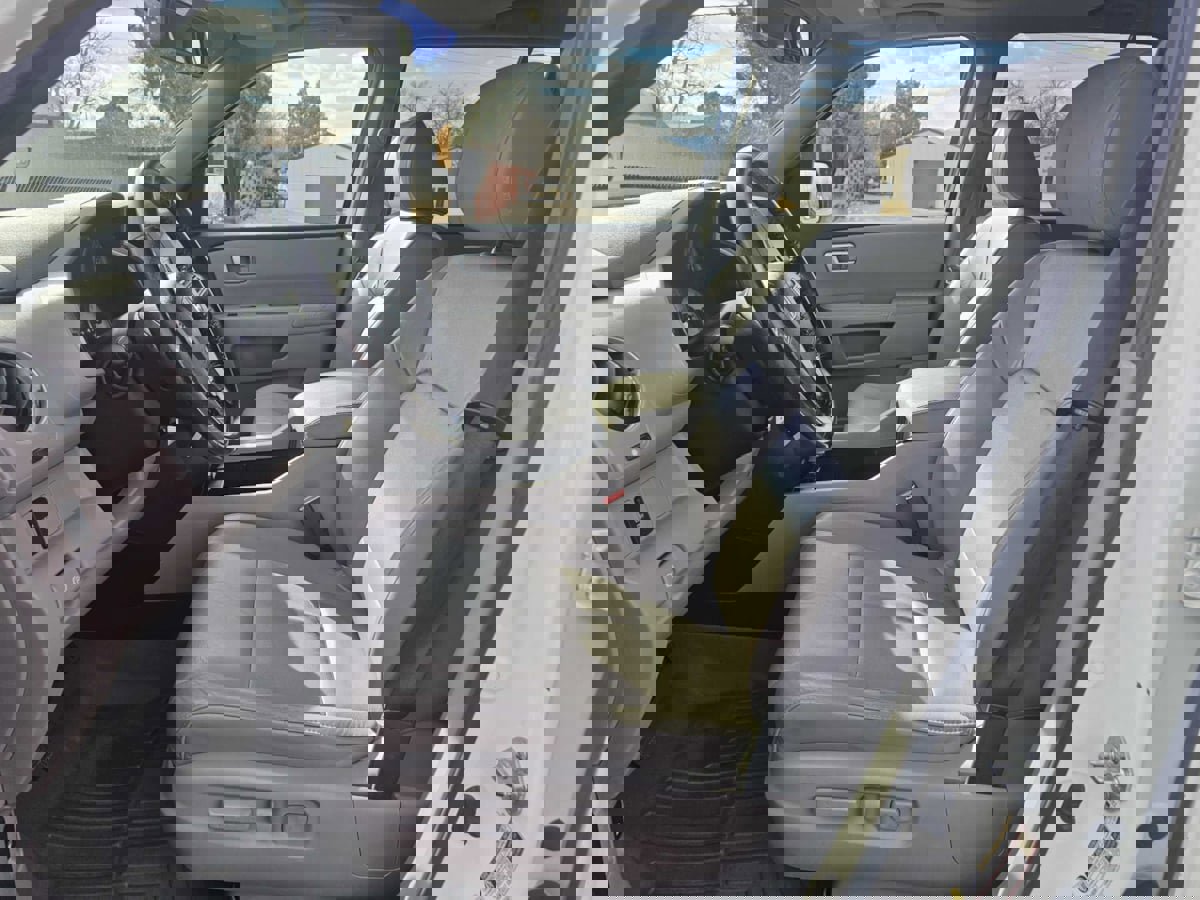 Used 2010 Honda Pilot EX-L image 9