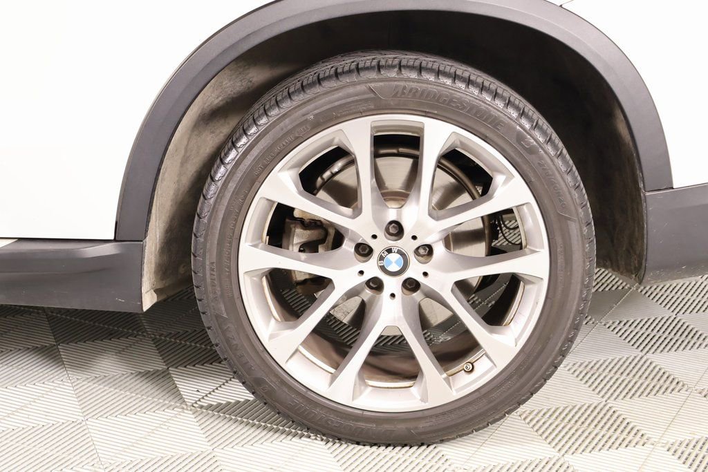 Used 2021 BMW X5 xDrive40i w/ Premium Package 2 image 21