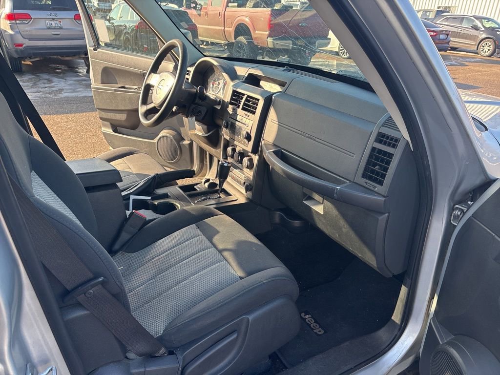 Used 2010 Jeep Liberty Sport w/ Popular Equipment Group image 25