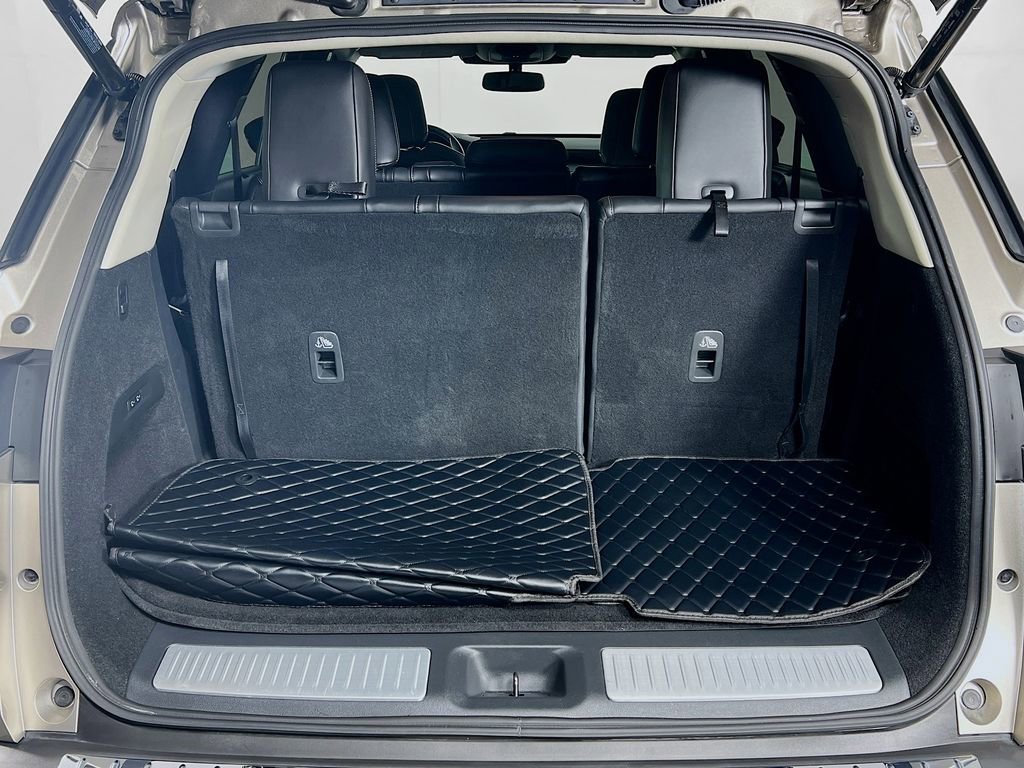 Used 2022 INFINITI QX60 Sensory w/ Cargo Package image 28