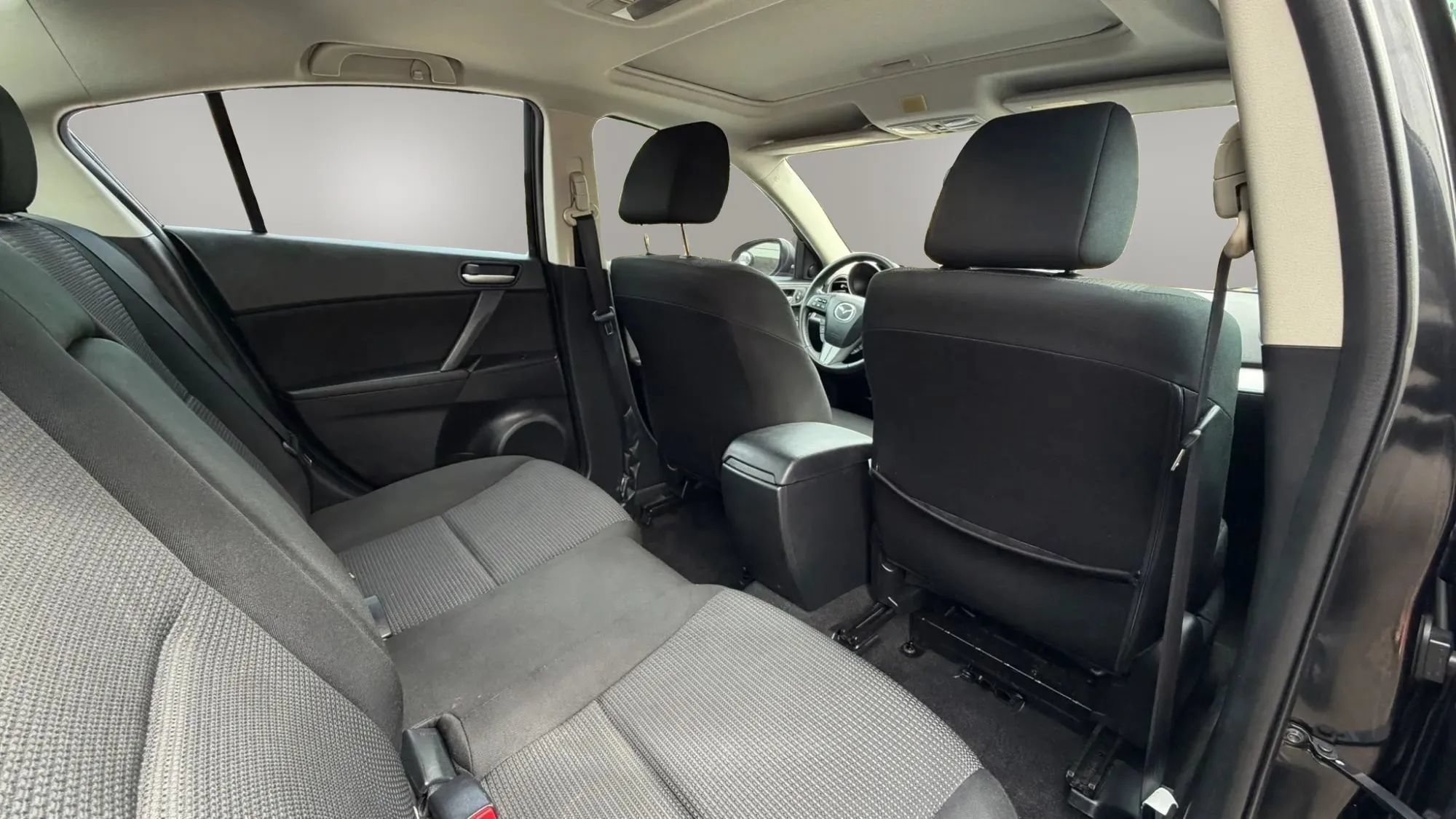 Used 2012 MAZDA MAZDA3 i Touring FWD image 14
