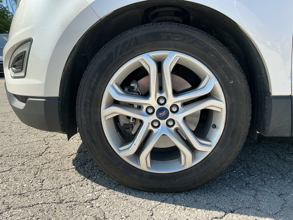 Used 2017 Ford Edge Titanium AWD/4WD image 7