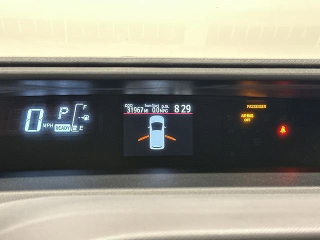 Used 2015 Toyota Prius C Two image 6