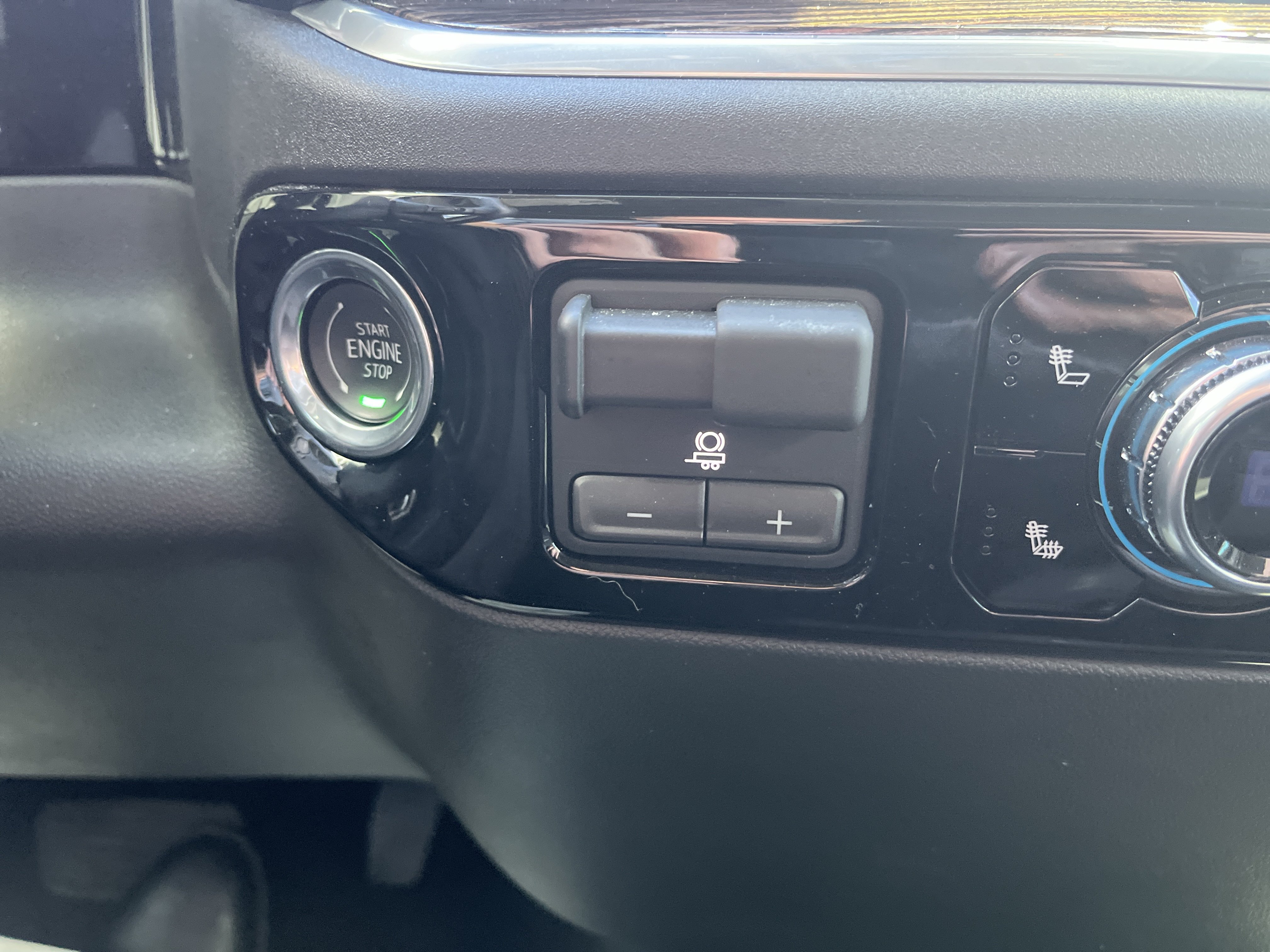 Used 2025 GMC Sierra 1500 Elevation AWD/4WD image 27