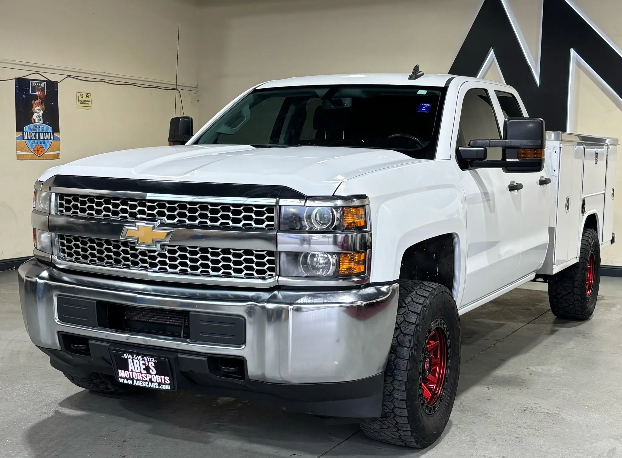 Used 2019 Chevrolet Silverado 2500 W/T w/ WT Convenience Package AWD/4WD image 1