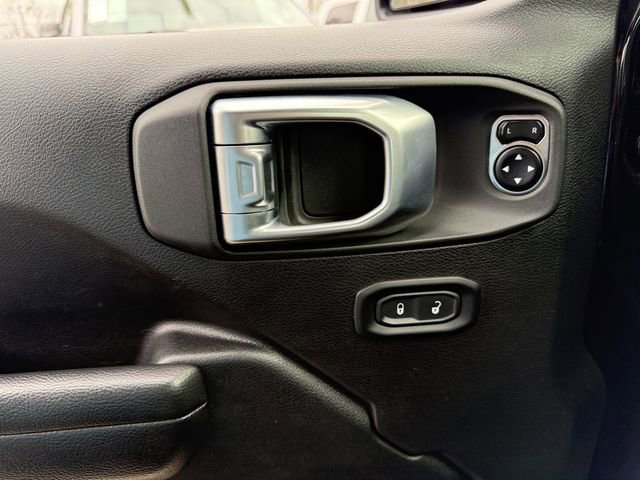 Used 2023 Jeep Gladiator Sport image 20