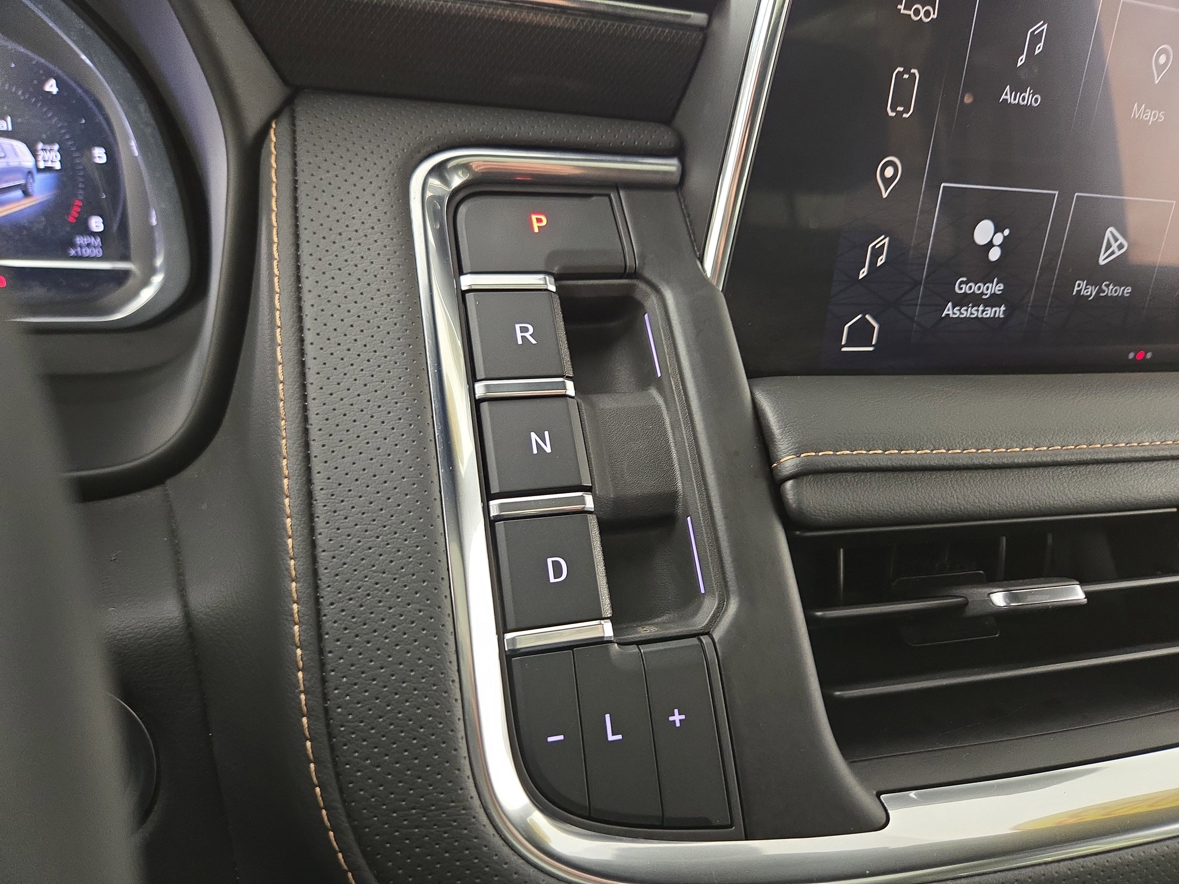 Certified 2023 GMC Yukon AT4 image 25