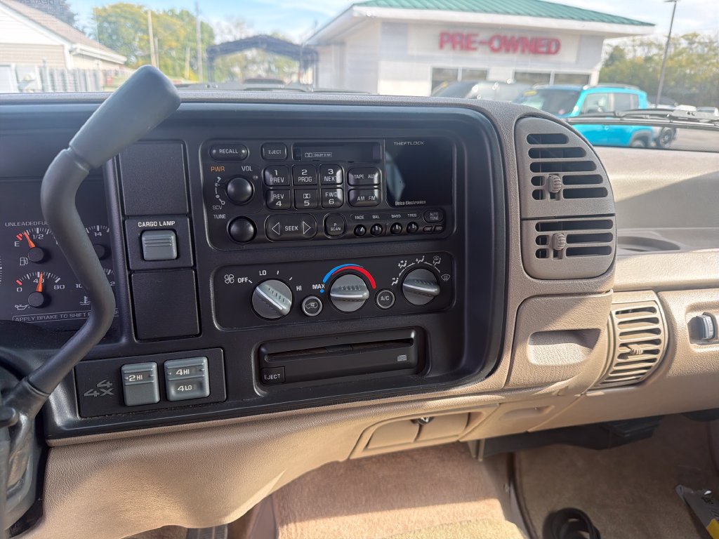 Used 1996 GMC Sierra 1500 4x4 Regular Cab image 17