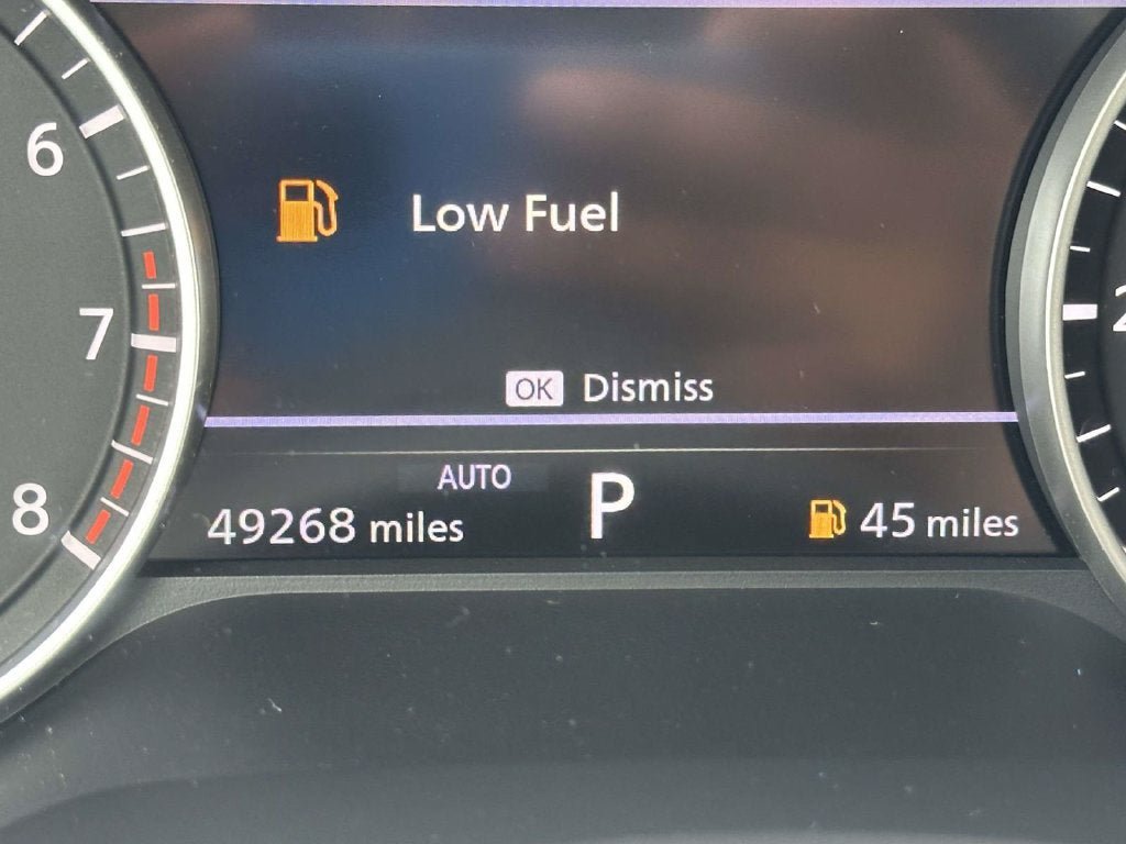Used 2025 Nissan Pathfinder SV AWD/4WD image 27