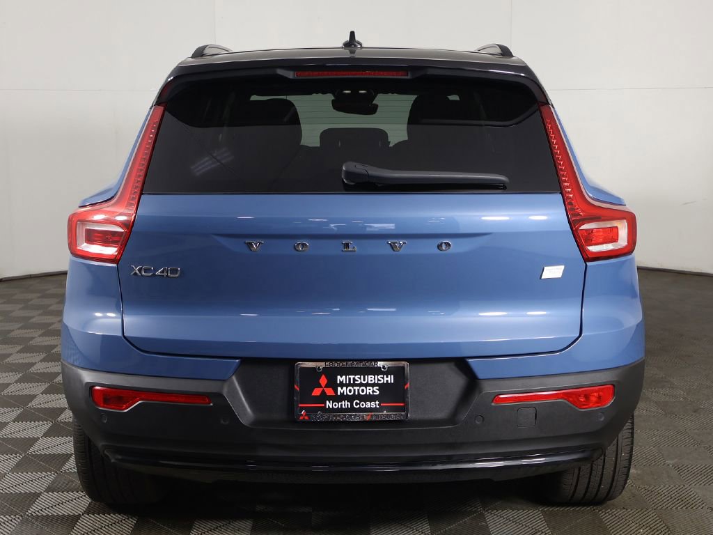Used 2023 Volvo XC40 Recharge Plus AWD/4WD image 11