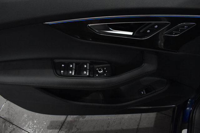 Used 2023 Audi Q7 3.0T Prestige image 36