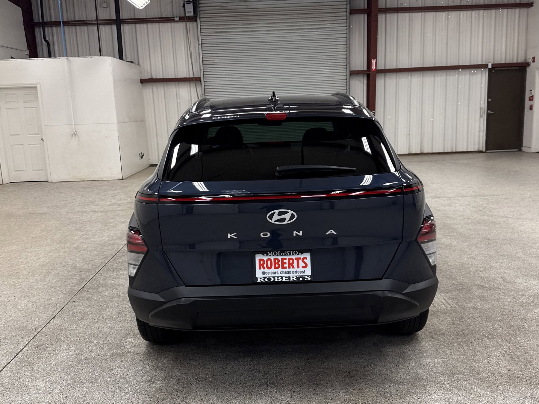 Used 2025 Hyundai Kona SEL image 17