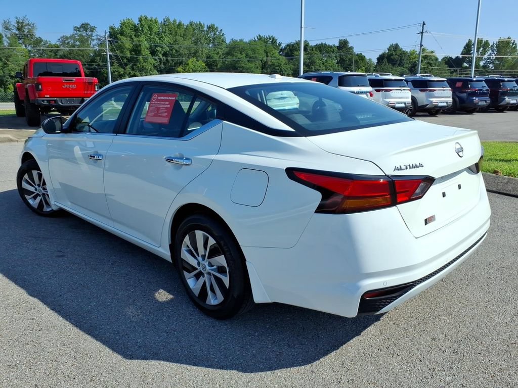 Certified 2025 Nissan Altima 2.5 S FWD image 16