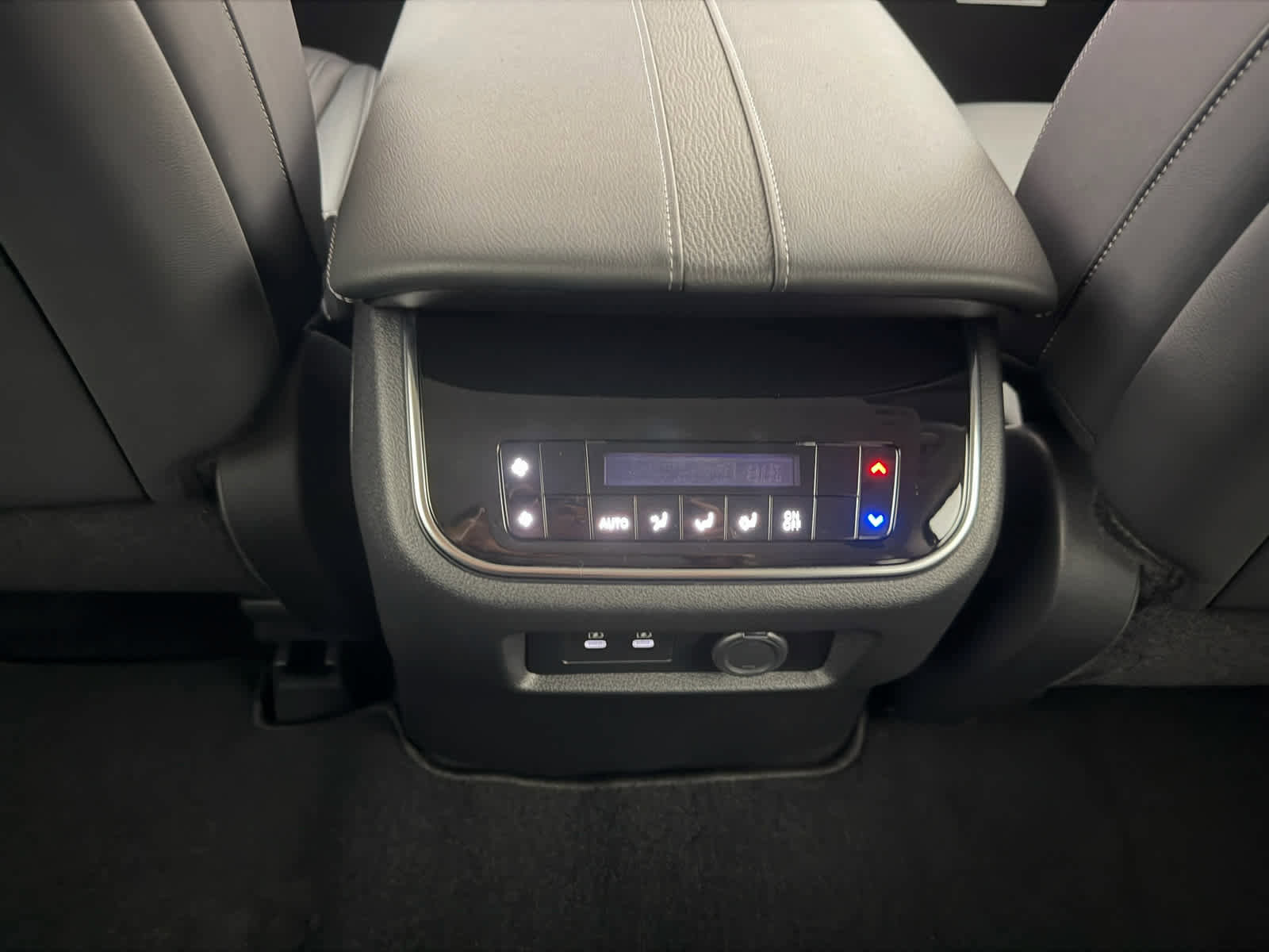 New 2026 Nissan Armada SV image 22