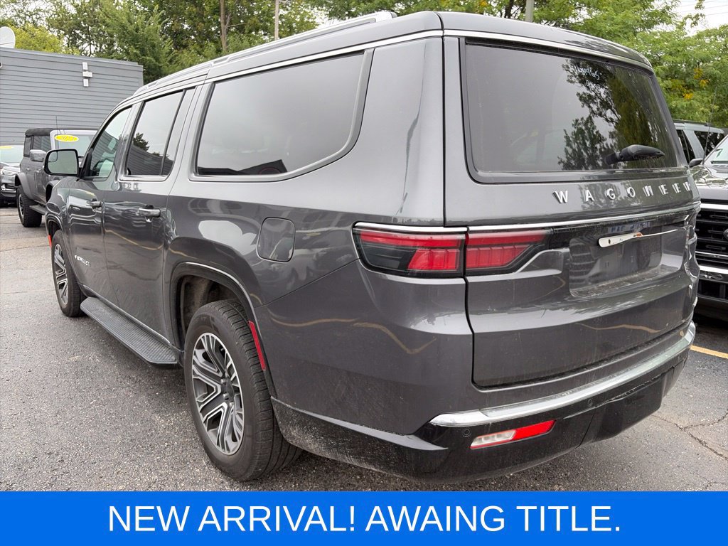Used 2024 Jeep Wagoneer L Series II w/ Flexible Seating Group AWD/4WD image 4