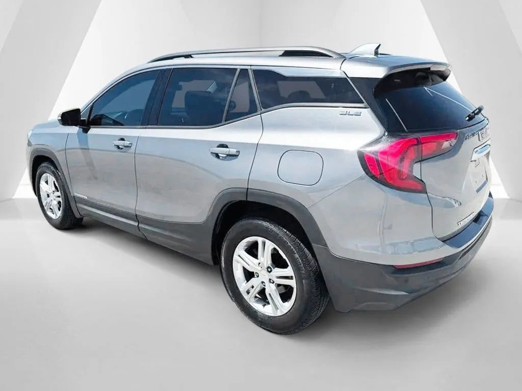 Used 2019 GMC Terrain SLE w/ Driver Convenience Package FWD image 5