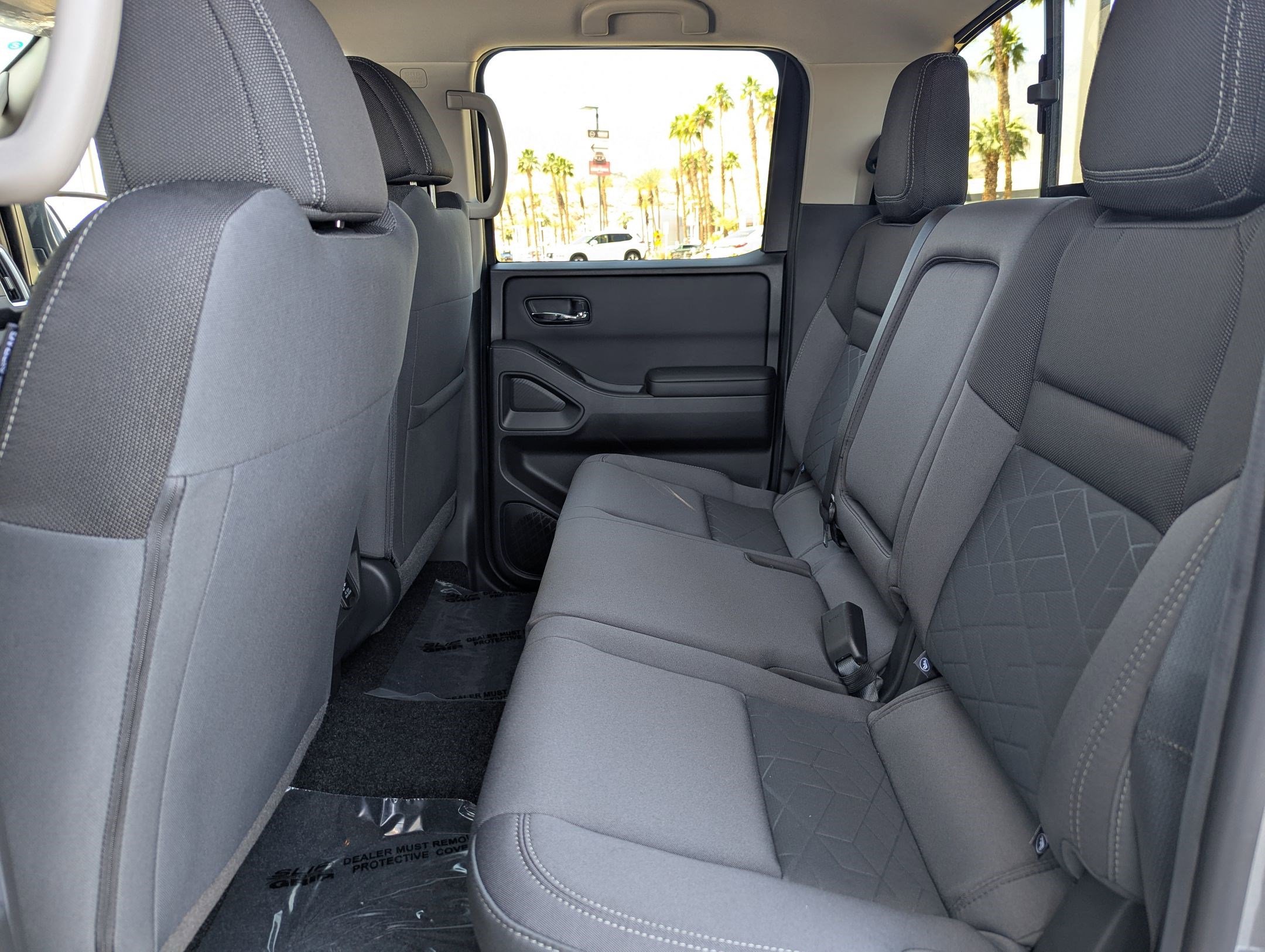 New 2025 Nissan Frontier SV w/ SV Convenience Package image 12