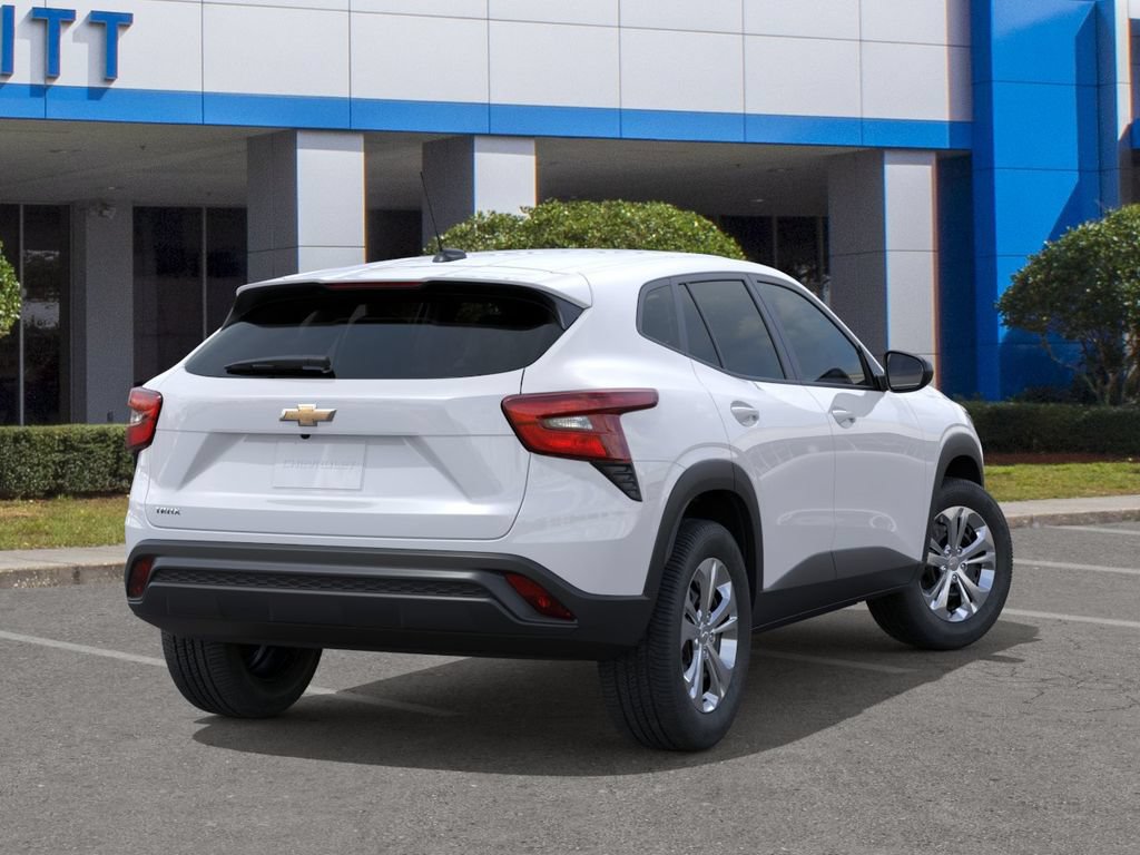 New 2026 Chevrolet Trax LS FWD image 4