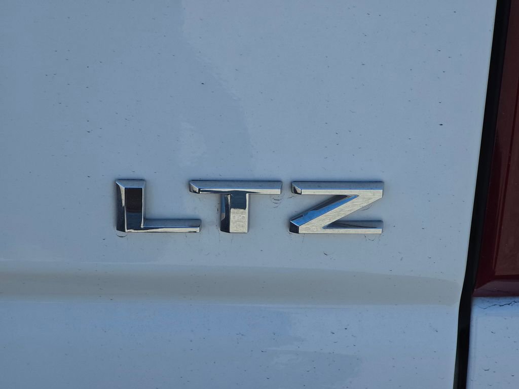 Used 2023 Chevrolet Silverado 2500 LTZ w/ LTZ Plus Package AWD/4WD image 14