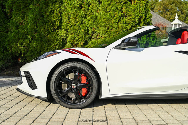 Used 2020 Chevrolet Corvette Stingray Premium Cpe w/ 3LT Preferred Equipment Group image 4