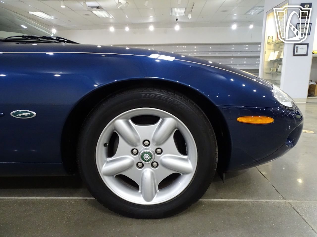Used 1998 Jaguar XK8 Convertible image 40