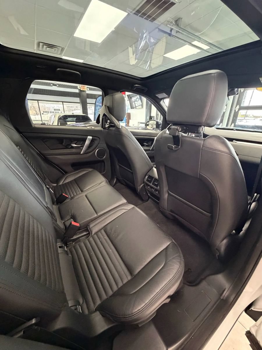 Used 2022 Land Rover Discovery Sport SE AWD/4WD image 11
