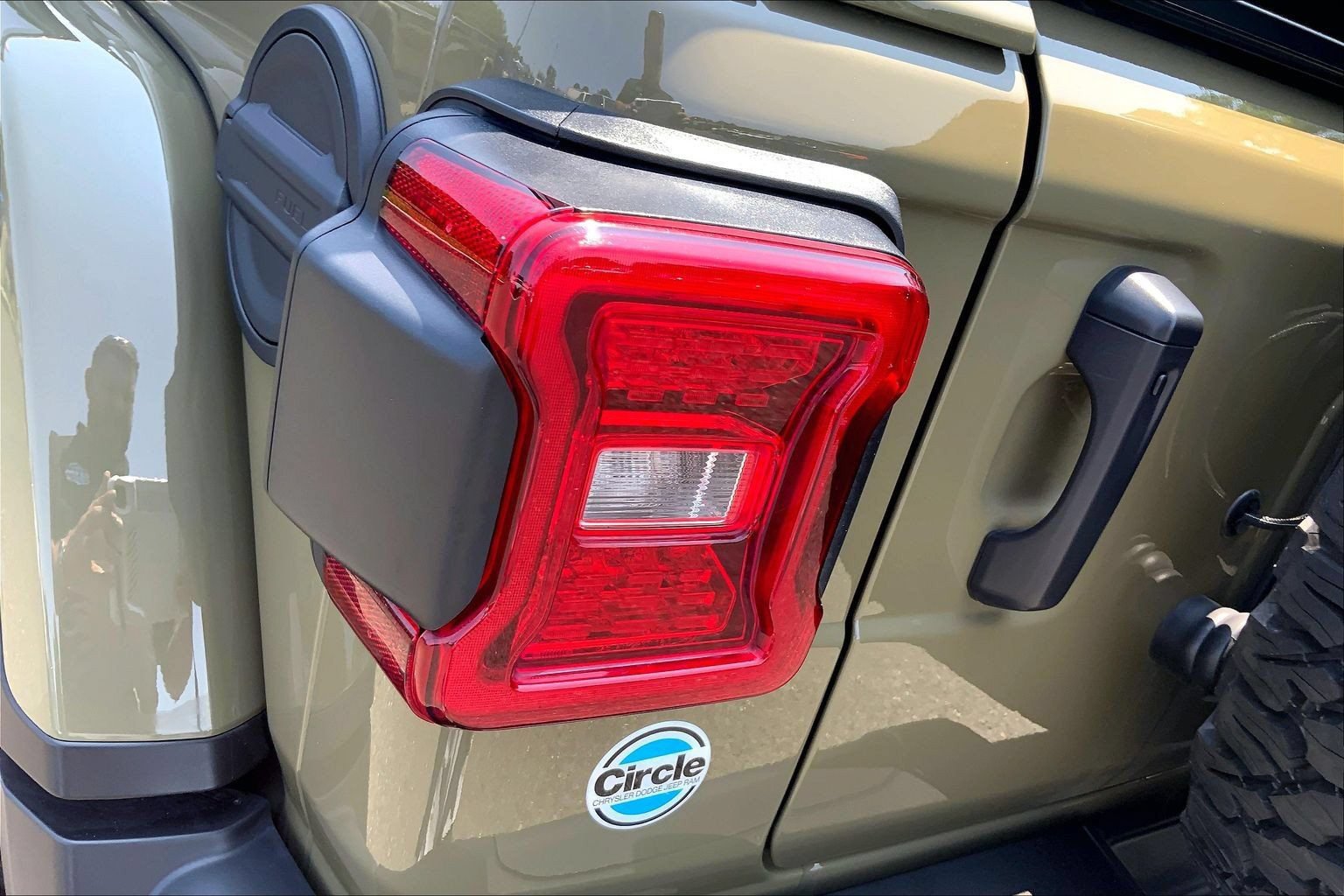 Certified 2025 Jeep Wrangler Unlimited Rubicon AWD/4WD image 27