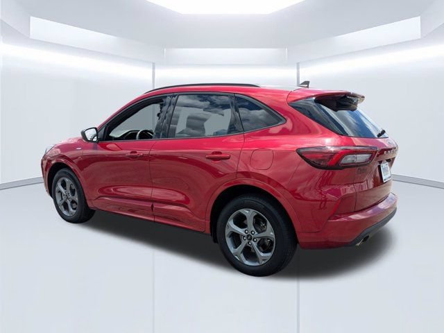 Used 2023 Ford Escape ST-Line AWD/4WD image 6