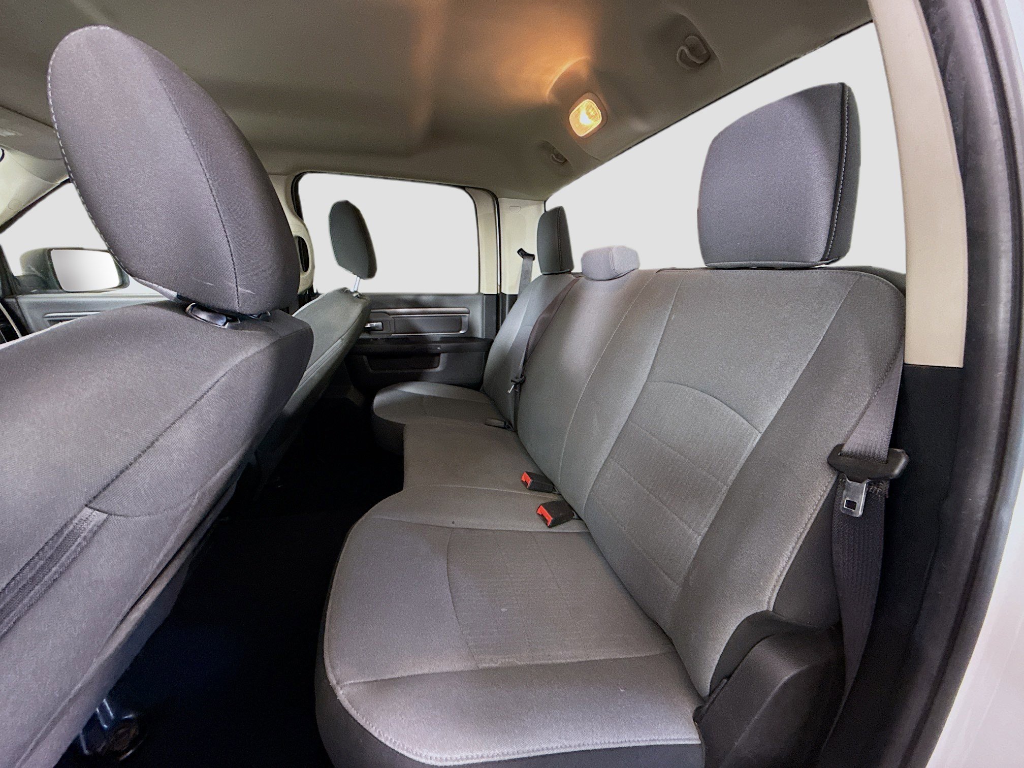 Used 2021 RAM 1500 Classic SLT image 24