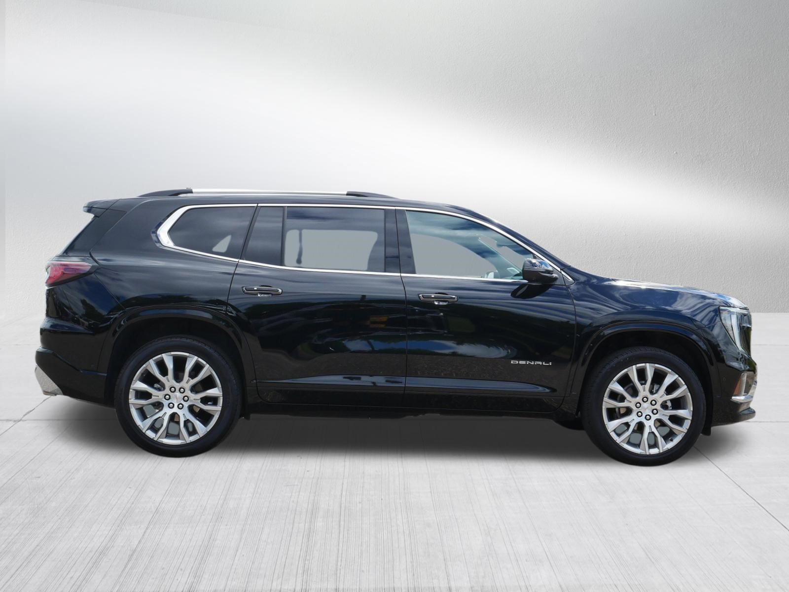Used 2025 GMC Acadia Denali w/ Super Cruise Package AWD/4WD image 8